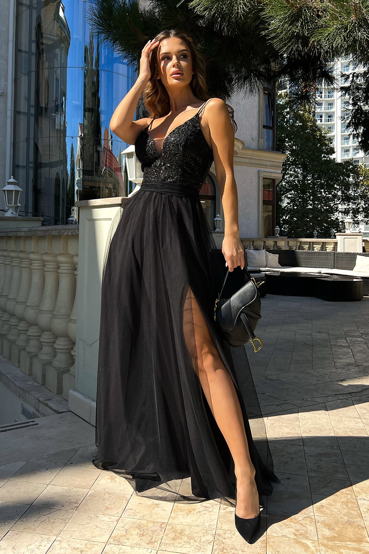 Abito lungo in tulle con spalline-Bicotone